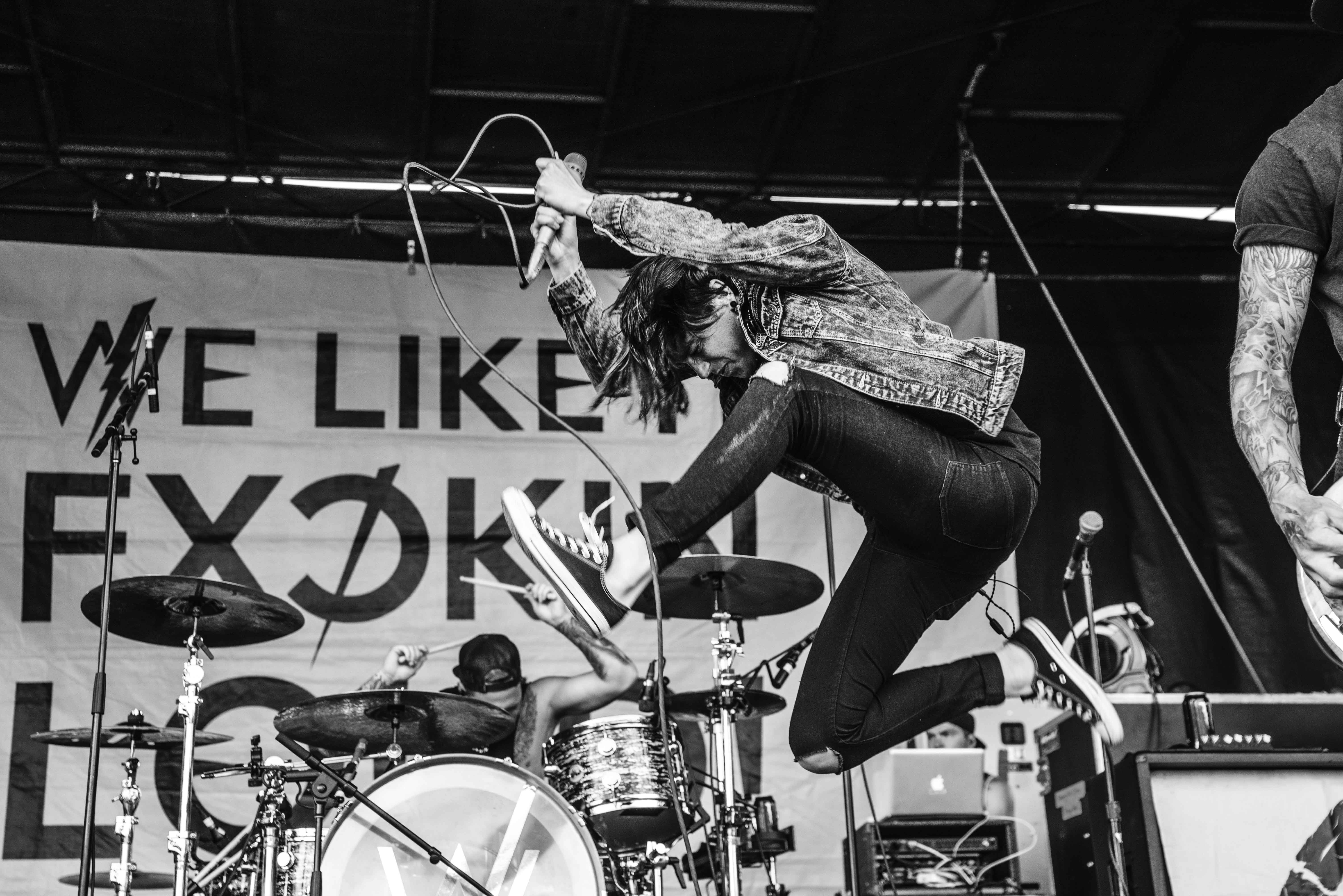 Kellin Quinn of the critically acclaimed post-hardcore rock band Sleeping With Sirens rocks a solid performance on the Journey's stage at the infamous punk rock music festival Vans Warped Tour 2016